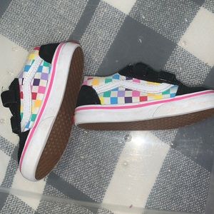 Vans Rainbow Checkered with Faux Velvet accents. Velcro straps